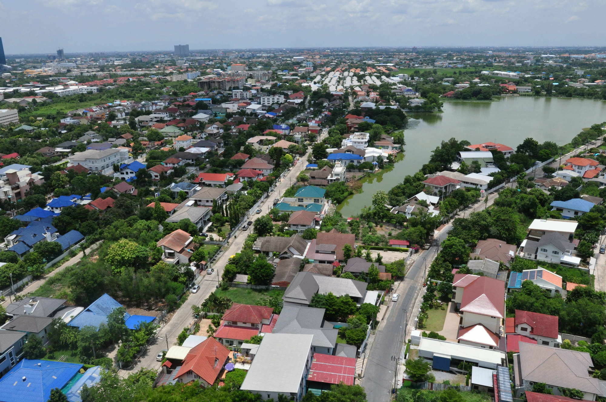 Earth Home@Impact Muangthong Thani ปากเกร็ด ภายนอก รูปภาพ